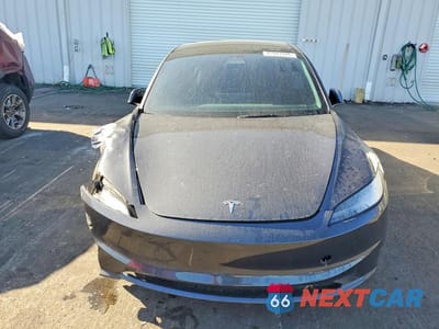 Piąte zdjęcie samochodu w środku: 2025 TESLA MODEL 3 VIN:5YJ3E1EAXSF018967 - miniatura