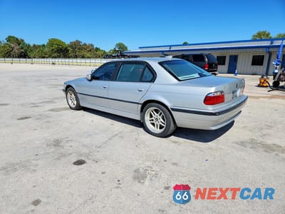 Drugie zdjęcie samochodu z przodu: 2001 BMW 740 IL VIN:WBAGH83481DP19055 - miniatura