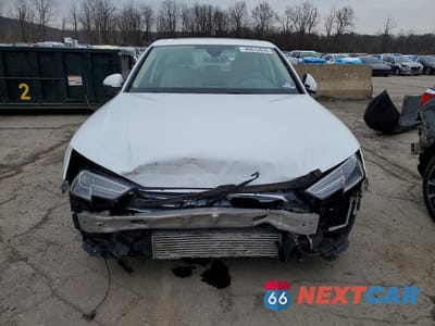 Piąte zdjęcie samochodu w środku: 2019 AUDI A4 PREMIUM VIN:WAUDNAF44KA014092 - miniatura