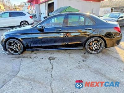 Zdjęcie 10 z 14 samochodu: 2016 MERCEDES-BENZ C 450 4MATIC AMG VIN:55SWF6EB2GU144777 - miniatura