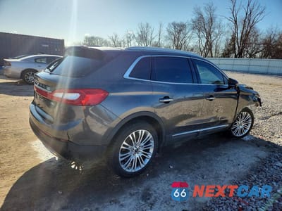 Trzecie zdjęcie samochodu z tyłu: 2018 LINCOLN MKX RESERVE VIN:2LMPJ8LR1JBL21470 - miniatura