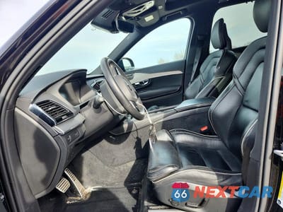 Zdjęcie 7 z 13 samochodu: 2021 VOLVO XC90 T6 R-DESIGN VIN:YV4A22PM0M1681907 - miniatura