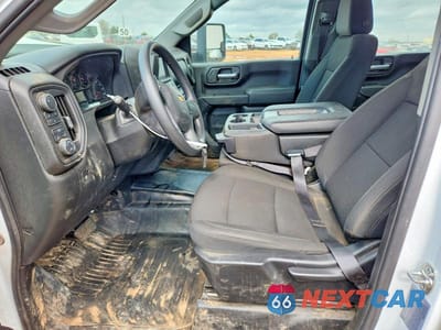 Zdjęcie 7 z 13 samochodu: 2025 CHEVROLET SILVERADO HD FLATBED TRUCK VIN:1GB4KSEY0SF347466 - miniatura