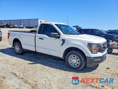 Czwarte zdjęcie samochodu z boku: 2023 FORD F150 VIN:1FTMF1CBXPKF45849 - miniatura