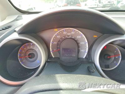 Zdjęcie 9 z 12 samochodu: 2011 HONDA FIT SPORT VIN:JHMGE8H58BC023489 - miniatura