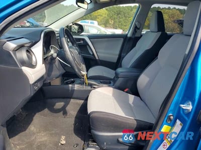 Zdjęcie 7 z 13 samochodu: 2016 TOYOTA RAV4 XLE VIN:JTMWFREV8GD084833 - miniatura