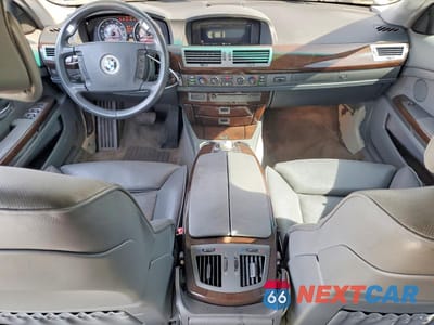 Zdjęcie 8 z 12 samochodu: 2005 BMW 745 LI VIN:WBAGN63545DS59047 - miniatura