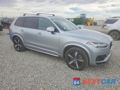 Czwarte zdjęcie samochodu z boku: 2017 VOLVO XC90 T8 VIN:YV4BC0PMXH1181443 - miniatura