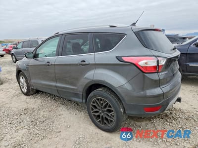 Drugie zdjęcie samochodu z przodu: 2018 FORD ESCAPE TITANIUM VIN:1FMCU9J93JUD29932 - miniatura