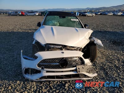 Piąte zdjęcie samochodu w środku: 2022 MERCEDES-BENZ C 300 VIN:W1KAF4GB9NR064323 - miniatura