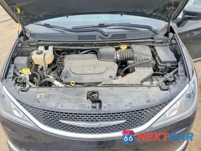 Zdjęcie 12 z 12 samochodu: 2017 CHRYSLER PACIFICA TOURING L VIN:2C4RC1BG4HR517396 - miniatura