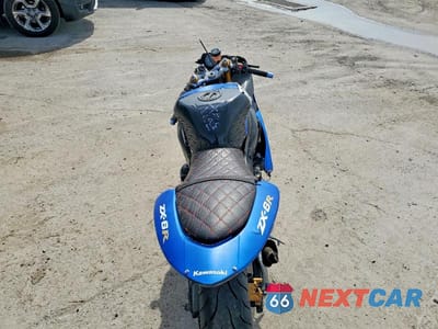 Zdjęcie 6 z 8 samochodu: 2005 KAWASAKI ZX636 C1 VIN:JKBZXJC105A022620 - miniatura