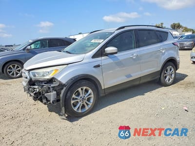 2017 FORD ESCAPE SE 1FMCU0GD1HUB56834 - główne zdjęcie licytacji z USA - miniatura
