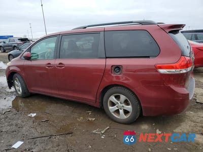 Drugie zdjęcie samochodu z przodu: 2014 TOYOTA SIENNA LE 8-PASSENGER VIN:5TDKK3DC6ES483541 - miniatura