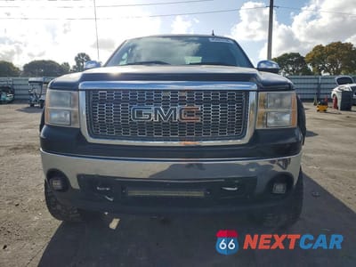 Piąte zdjęcie samochodu w środku: 2008 GMC SIERRA C1500 VIN:2GTEC13C281213721 - miniatura