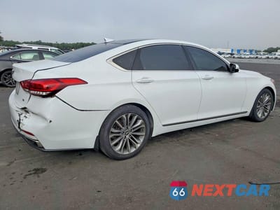 Trzecie zdjęcie samochodu z tyłu: 2017 GENESIS G80 3.8 VIN:KMHGN4JE2HU170104 - miniatura