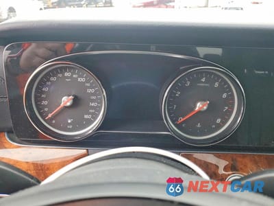 Zdjęcie 9 z 12 samochodu: 2017 MERCEDES-BENZ E 300 4MATIC VIN:WDDZF4KB6HA214093 - miniatura