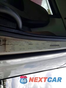 Zdjęcie 10 z 10 samochodu: 2020 VOLVO VNR SEMI TRUCK VIN:4V4WC9EG6LN266629 - miniatura