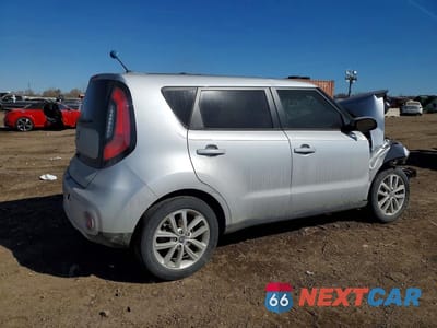 Trzecie zdjęcie samochodu z tyłu: 2018 KIA SOUL + VIN:KNDJP3A50J7517027 - miniatura