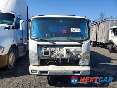 Drugie zdjęcie samochodu z przodu: 2015 ISUZU NPR HD DUMP TRUCK VIN:54DC4W1B6FS802842 - miniatura