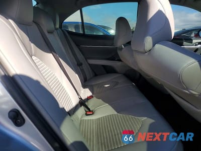 Zdjęcie 10 z 12 samochodu: 2020 TOYOTA CAMRY HYBRID SE VIN:4T1J31AK7LU533036 - miniatura