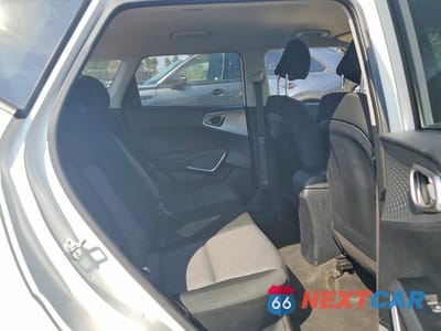 Zdjęcie 10 z 11 samochodu: 2023 KIA SOUL LX VIN:KNDJ23AU0P7876277 - miniatura