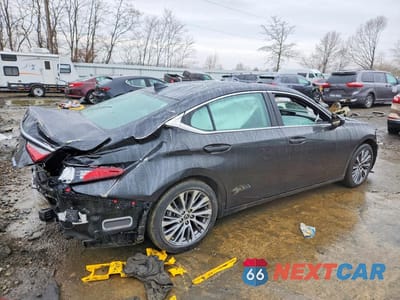 Trzecie zdjęcie samochodu z tyłu: 2019 LEXUS ES 350 BASE VIN:58ABZ1B12KU042230 - miniatura