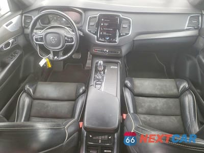 Zdjęcie 8 z 13 samochodu: 2017 VOLVO XC90 T8 VIN:YV4BC0PMXH1181443 - miniatura