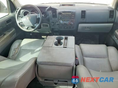 Zdjęcie 8 z 11 samochodu: 2011 TOYOTA TUNDRA GRADE VIN:5TFRY5F10BX114457 - miniatura