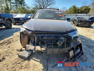 Piąte zdjęcie samochodu w środku: 2023 AUDI SQ7 PRESTIGE VIN:WA1VWBF77PD019131 - miniatura