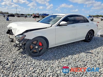 2017 MERCEDES-BENZ E 300 WDDZF4JB4HA025797 - główne zdjęcie licytacji z USA - miniatura