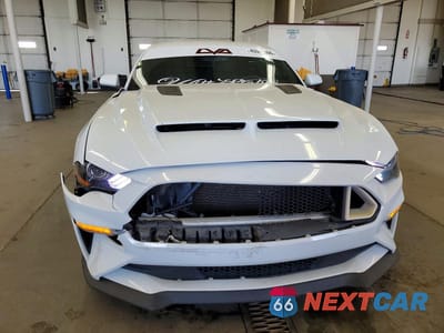 Piąte zdjęcie samochodu w środku: 2018 FORD MUSTANG GT VIN:1FA6P8CF0J5105054 - miniatura