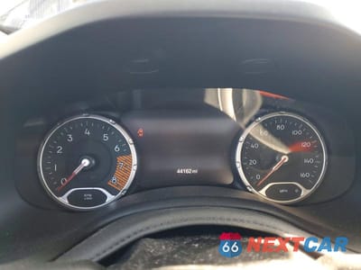 Zdjęcie 9 z 12 samochodu: 2021 JEEP RENEGADE LIMITED VIN:ZACNJDD13MPN31977 - miniatura