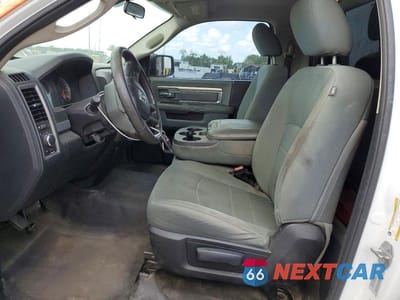 Zdjęcie 7 z 12 samochodu: 2016 RAM 1500 ST UTILITY / SERVICE TRUCK VIN:3C6JR6DT5GG257363 - miniatura