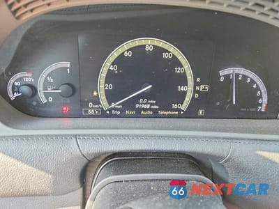 Zdjęcie 9 z 11 samochodu: 2012 MERCEDES-BENZ CL 550 4MATIC VIN:WDDEJ9EB5CA030066 - miniatura