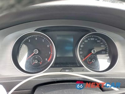 Zdjęcie 9 z 12 samochodu: 2015 VOLKSWAGEN GOLF VIN:3VW217AU2FM089301 - miniatura