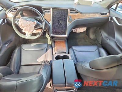 Zdjęcie 8 z 12 samochodu: 2018 TESLA MODEL S VIN:5YJSA1E23JF250552 - miniatura