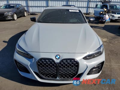 Piąte zdjęcie samochodu w środku: 2023 BMW M440I VIN:WBA83AP03PCM07354 - miniatura