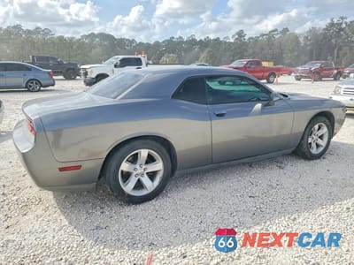Trzecie zdjęcie samochodu z tyłu: 2011 DODGE CHALLENGER VIN:2B3CJ4DG7BH581568 - miniatura