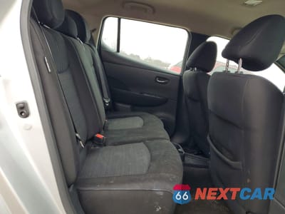 Zdjęcie 10 z 12 samochodu: 2023 NISSAN LEAF S VIN:1N4AZ1BV0PC561970 - miniatura