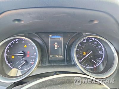 Zdjęcie 9 z 12 samochodu: 2019 TOYOTA CAMRY SE VIN:4T1B11HK8KU750061 - miniatura
