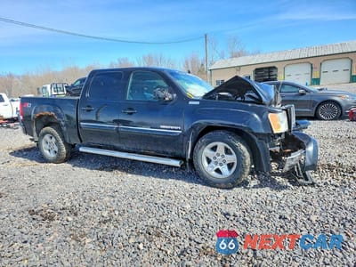 Czwarte zdjęcie samochodu z boku: 2011 GMC SIERRA K1500 SLE VIN:3GTP2VE30BG128939 - miniatura