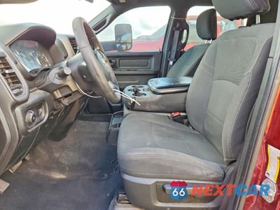 Zdjęcie 7 z 11 samochodu: 2021 RAM 3500 TRADESMAN VIN:3C63RRGL2MG537467 - miniatura