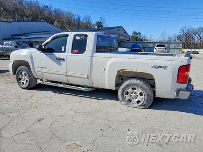 Drugie zdjęcie samochodu z przodu: 2010 CHEVROLET SILVERADO K1500 LT VIN:1GCSKSEA6AZ100682 - miniatura