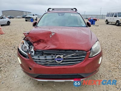 Piąte zdjęcie samochodu w środku: 2015 VOLVO XC60 T5 PREMIER VIN:YV440MDKXF2645706 - miniatura