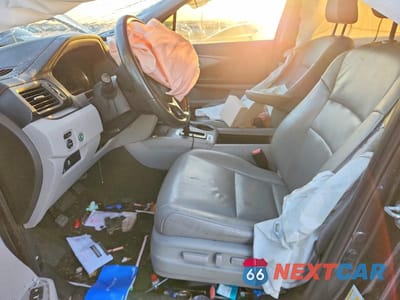 Zdjęcie 7 z 12 samochodu: 2019 HONDA PILOT EXL VIN:5FNYF5H52KB011682 - miniatura