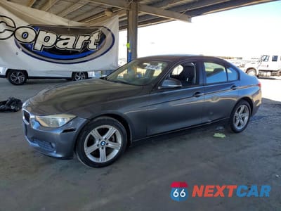 2013 BMW 320 I WBA3B1C54DK129208 - główne zdjęcie licytacji z USA - miniatura
