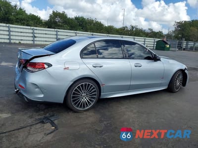 Trzecie zdjęcie samochodu z tyłu: 2023 MERCEDES-BENZ C 300 VIN:W1KAF4GB0PR138473 - miniatura