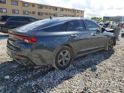 Trzecie zdjęcie samochodu z tyłu: 2023 KIA K5 LXS VIN:5XXG14J29PG185743 - miniatura