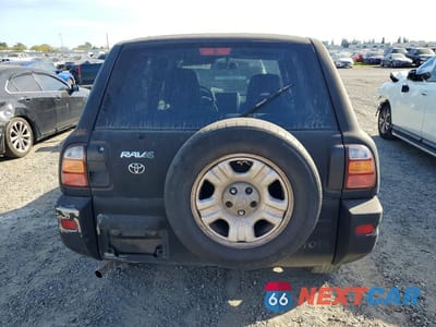 Zdjęcie 6 z 11 samochodu: 2000 TOYOTA RAV4 BASE VIN:JT3GP10V3Y0051035 - miniatura